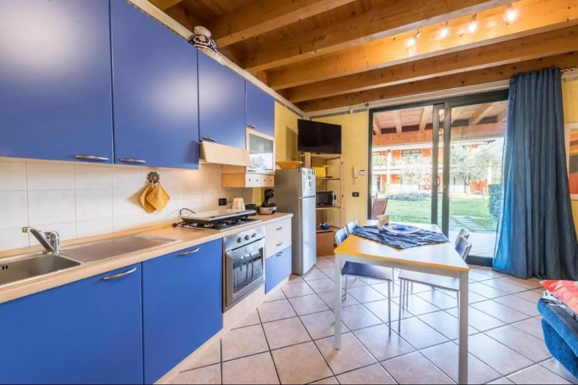 Apartment Appartamento Gardasun Padenghe sul Garda Italy