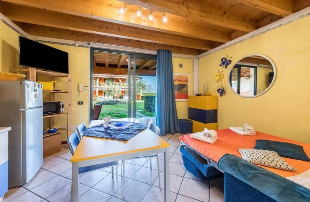 Apartment Appartamento Gardasun Padenghe sul Garda