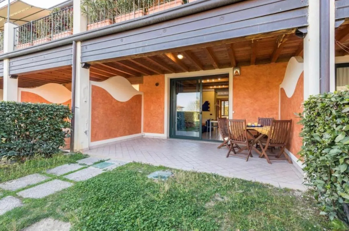 Apartment Appartamento Gardasun Padenghe sul Garda